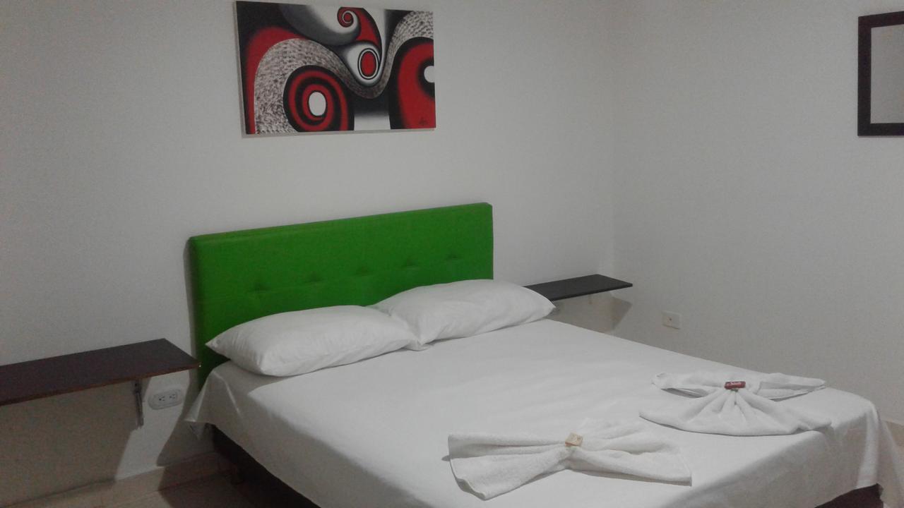 Bulerias Hotel Меделин Екстериор снимка
