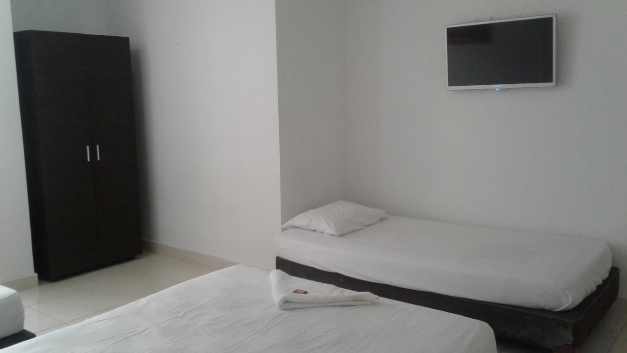 Bulerias Hotel Меделин Екстериор снимка