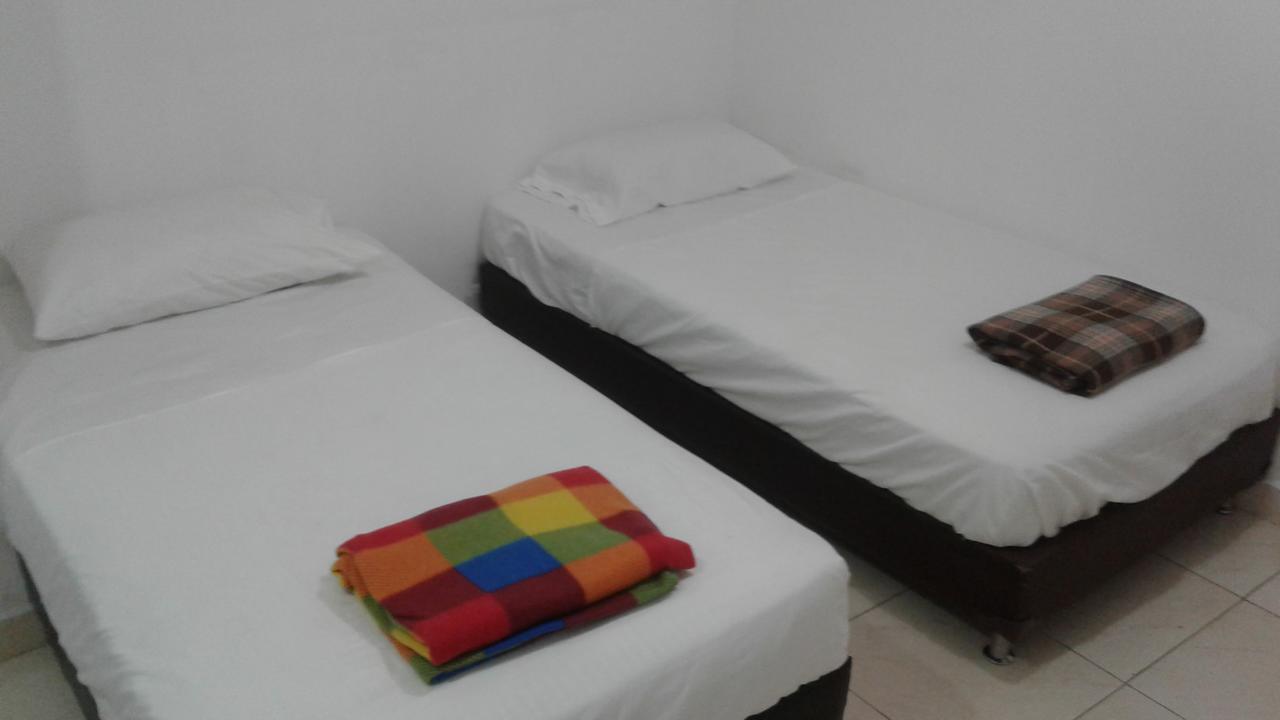 Bulerias Hotel Меделин Екстериор снимка