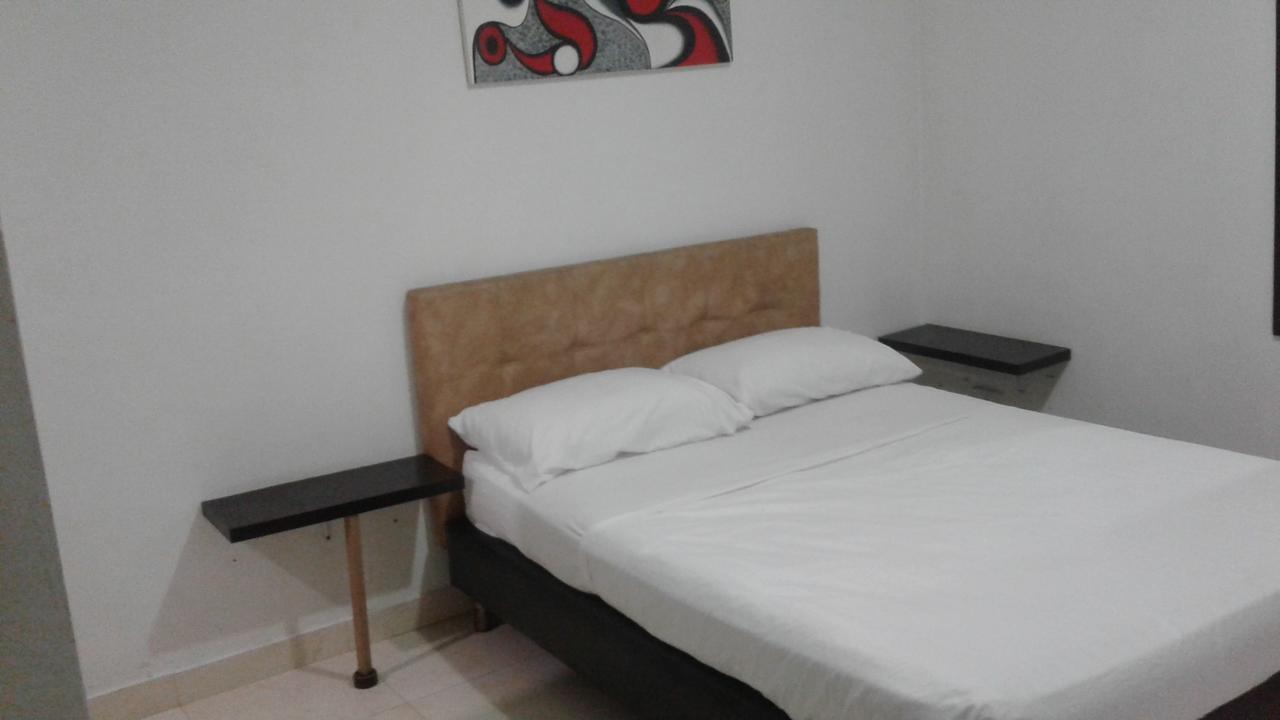 Bulerias Hotel Меделин Екстериор снимка