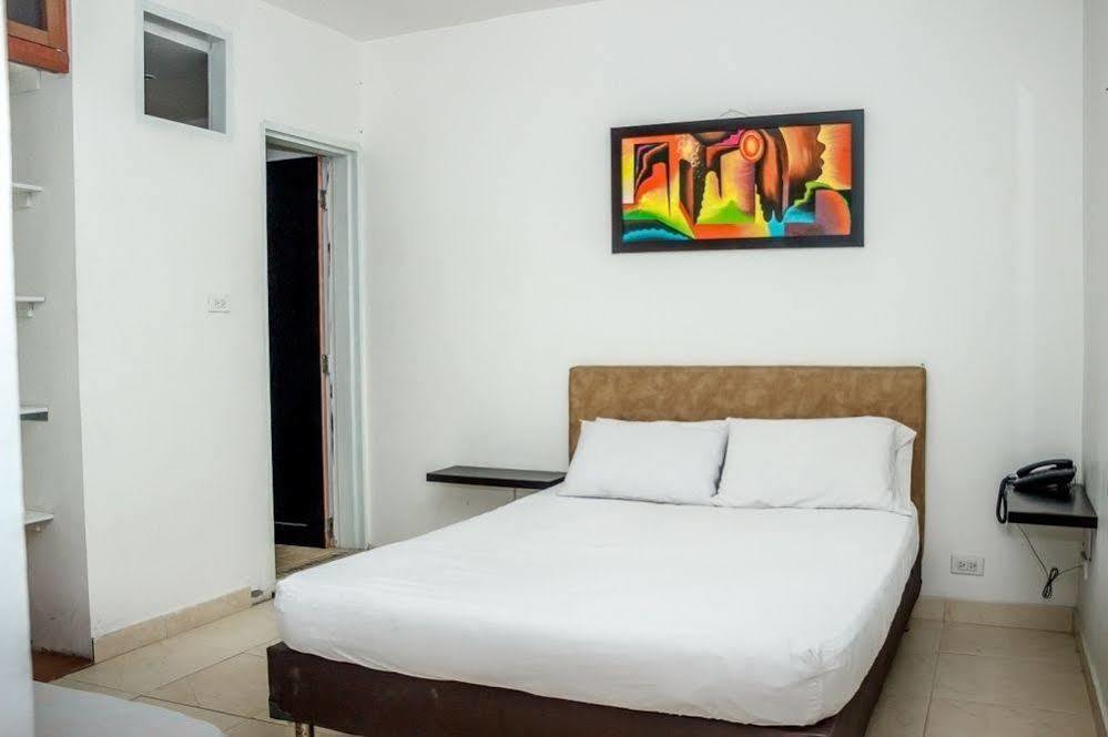Bulerias Hotel Меделин Екстериор снимка